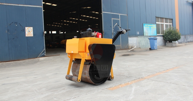小型壓路機(jī)出現(xiàn)故障怎么辦？